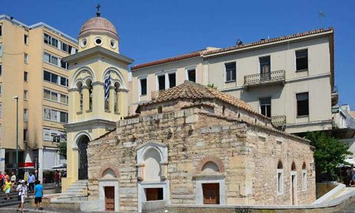 Gereja Bizantium di Athena